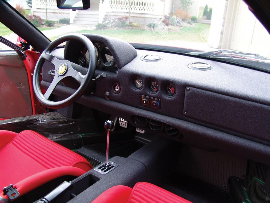 Ferrari F40 1992 года  (фото 2 из 4)